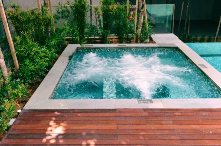 Valencia Dorm At Mercu Summer Suites Klcc 쿠알라룸푸르 외부 사진